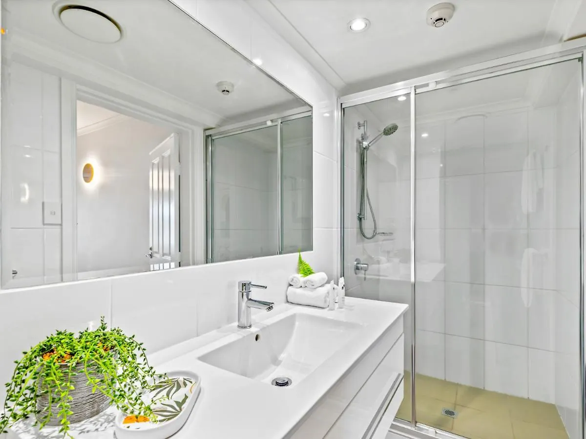 Urban Oasis In The Heart Of Town Apartment Port Douglas Australia